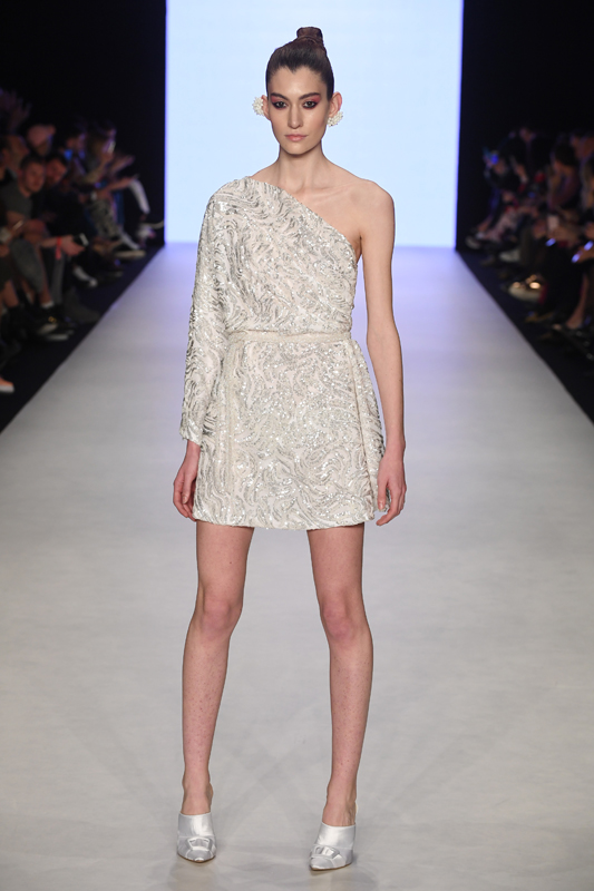 İLHAM KAYNAĞI KAR TANELERİ