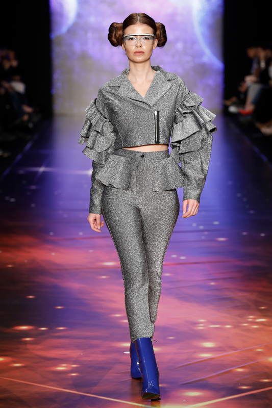 SIRADIŞI VE GİZEMLİ