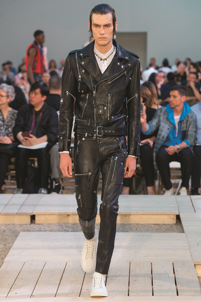 ZAMANSIZ SOKAK AKIMLARI