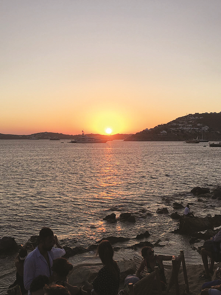 DENİZ YILDIZ EDİNİN LÜKSLERİ