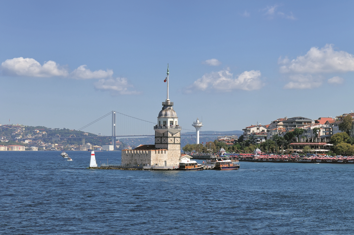 HAFTANIN TASARIMCISI JU İSTANBUL