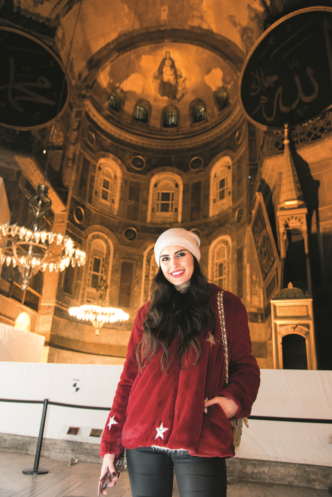 AYASOFYADA BÜYÜLÜ GECE