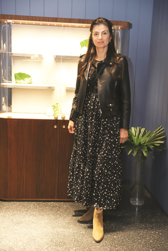 ÖDÜLLÜ TASARIMCIDAN MÜCEVHER ŞÖLENİ