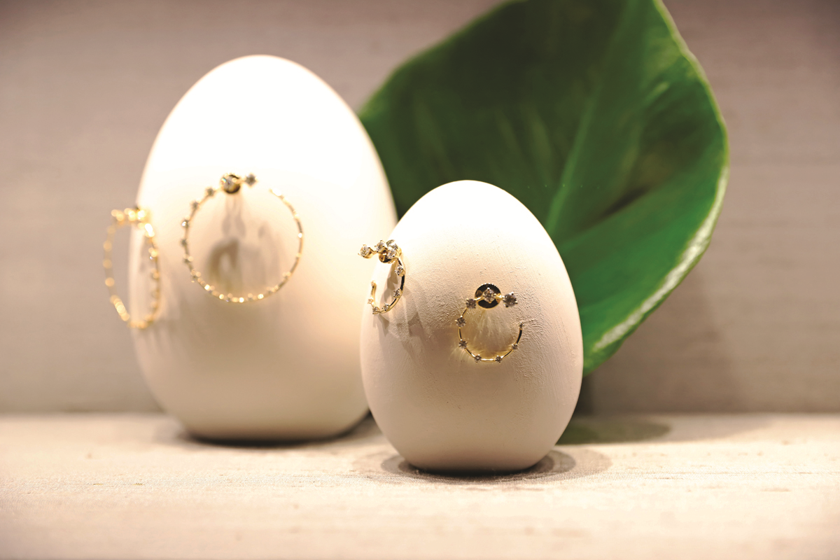 ÖDÜLLÜ TASARIMCIDAN MÜCEVHER ŞÖLENİ