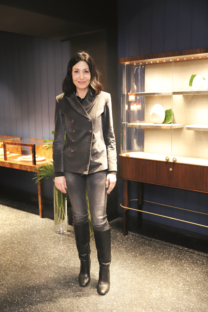 ÖDÜLLÜ TASARIMCIDAN MÜCEVHER ŞÖLENİ