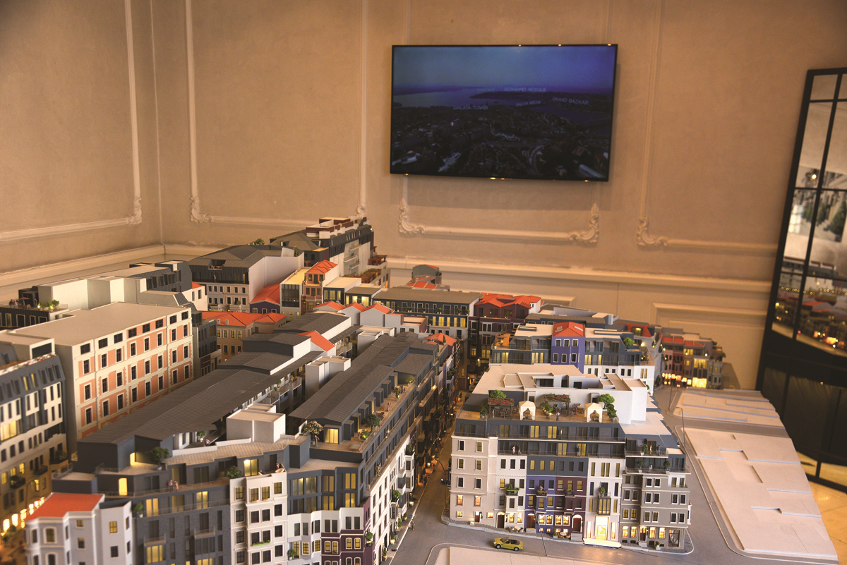 HERMÈS’İN TEMSİLCİSİ İSTANBULDA