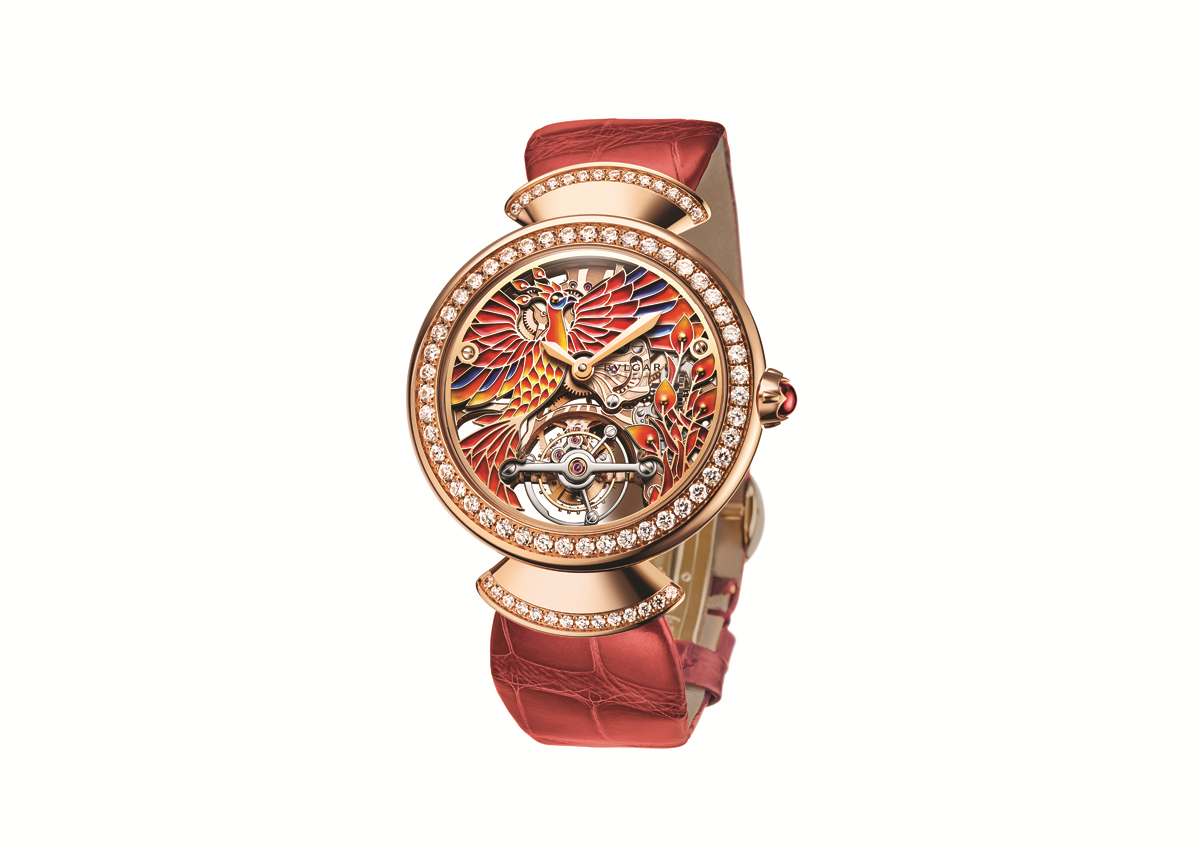 ZAMANA LÜKS DOKUNUŞ