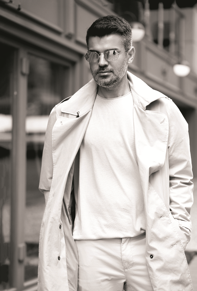 HAFTANIN TASARIMCISI CİHAN NACAR