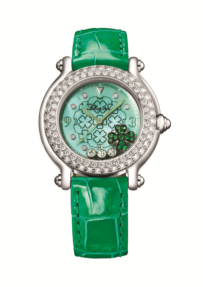 ZAMANA LÜKS DOKUNUŞ