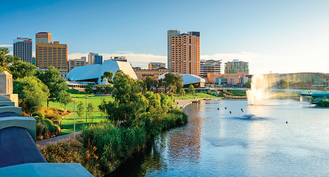 DÜNYACA ÜNLÜ BAĞLARIYLA ADELAIDE
