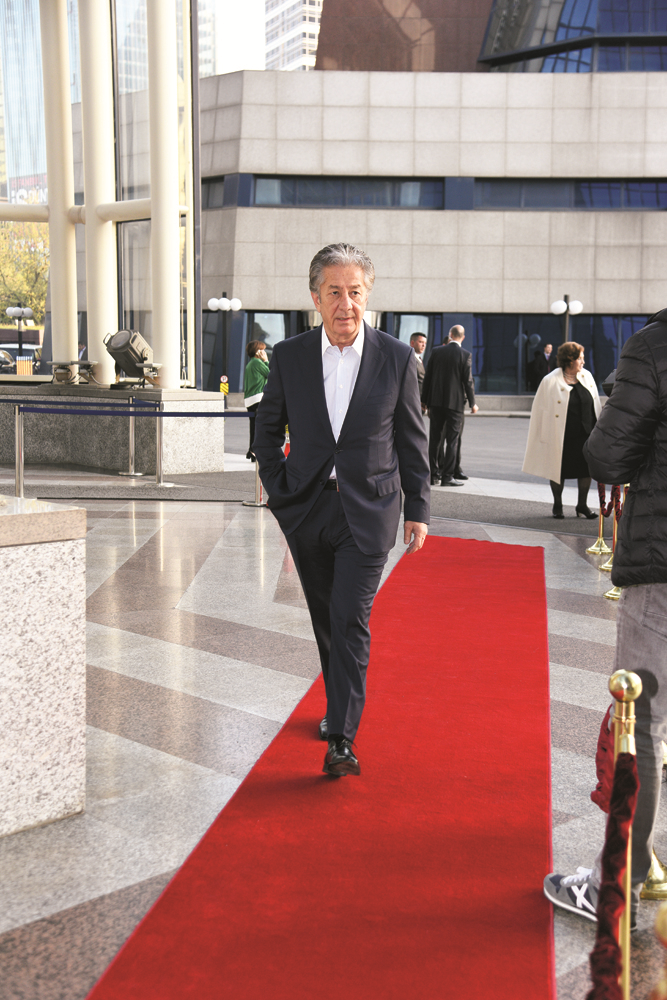 SAKIP SABANCIYI ANMA