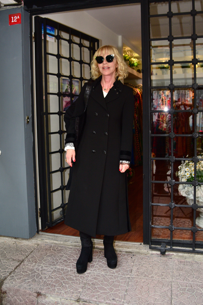 ŞEBNEM ÇAPA YENİ KOLEKSİYONUNU TANITTI