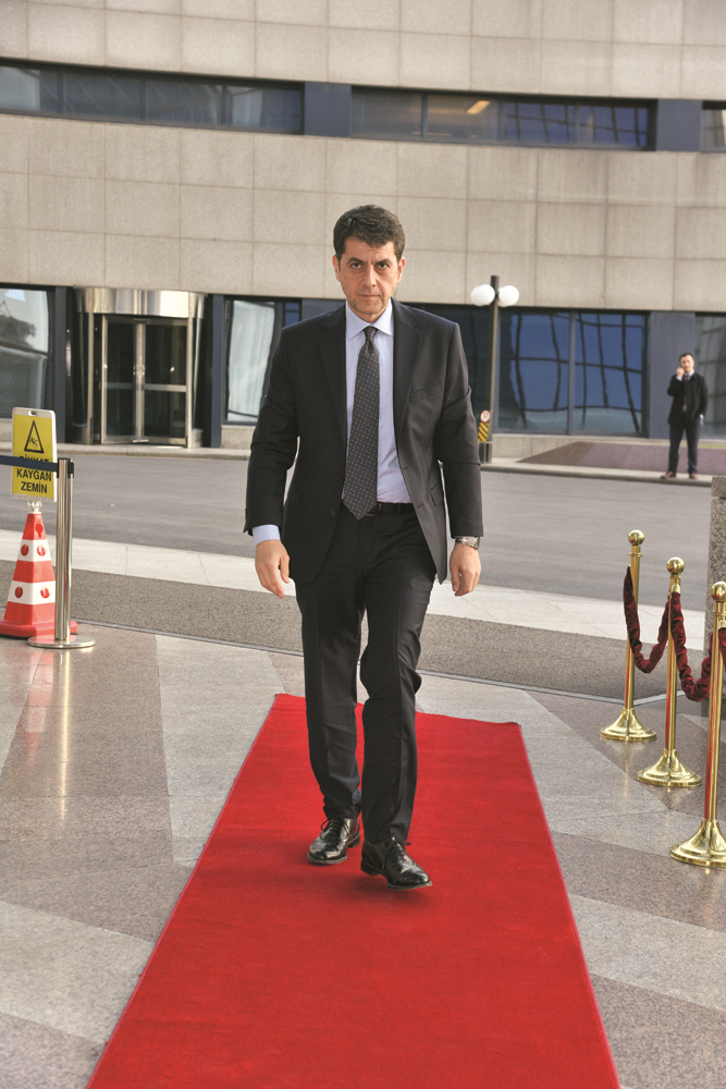 SAKIP SABANCIYI ANMA