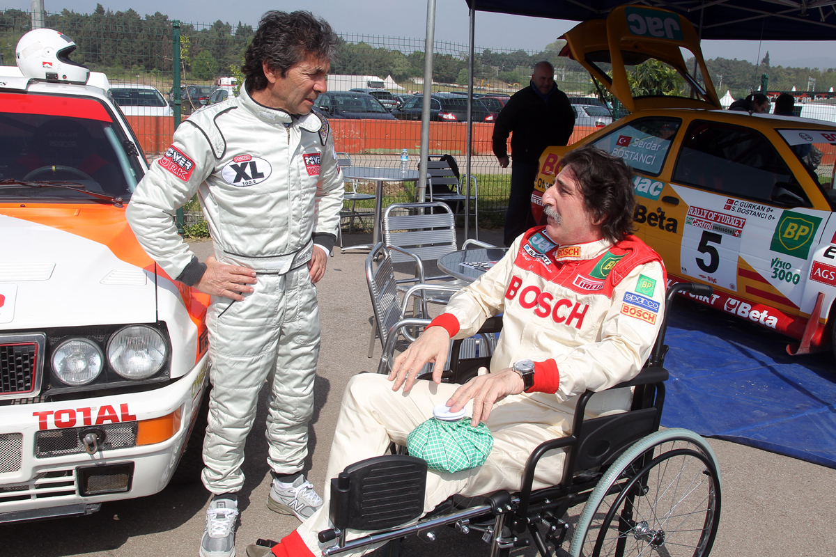 RETRO RALLİ OTOMOBİLLERİ YARIŞTI