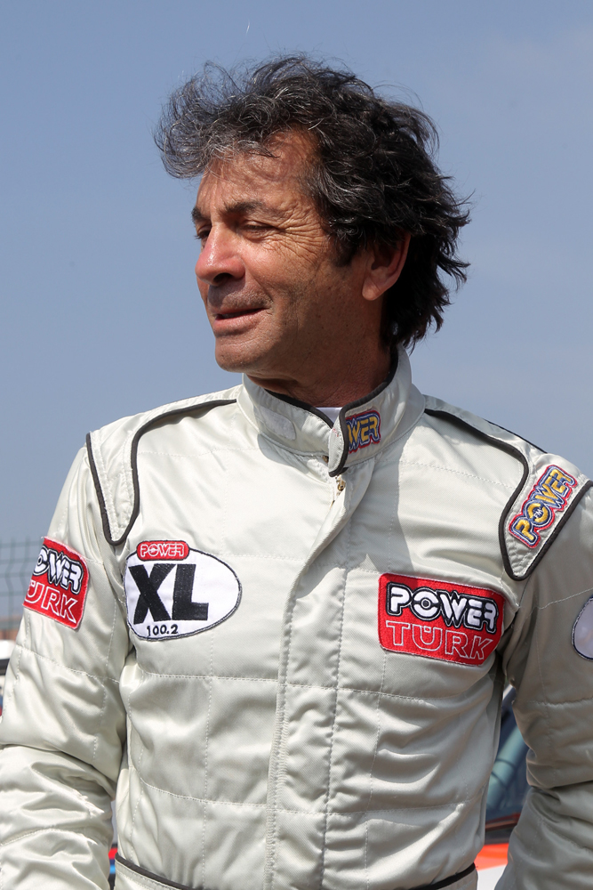 RETRO RALLİ OTOMOBİLLERİ YARIŞTI