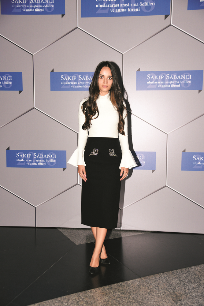 SAKIP SABANCIYI ANMA