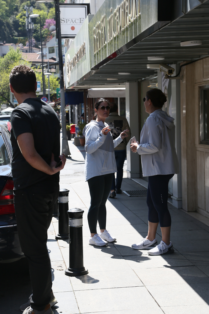 İSTANBUL CADDELERİ