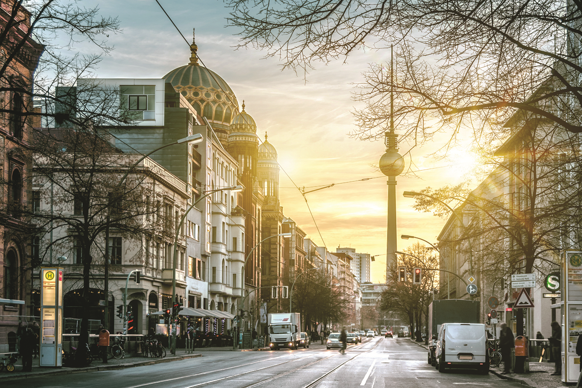 DENİZ BERDANIN LÜKSLERİ