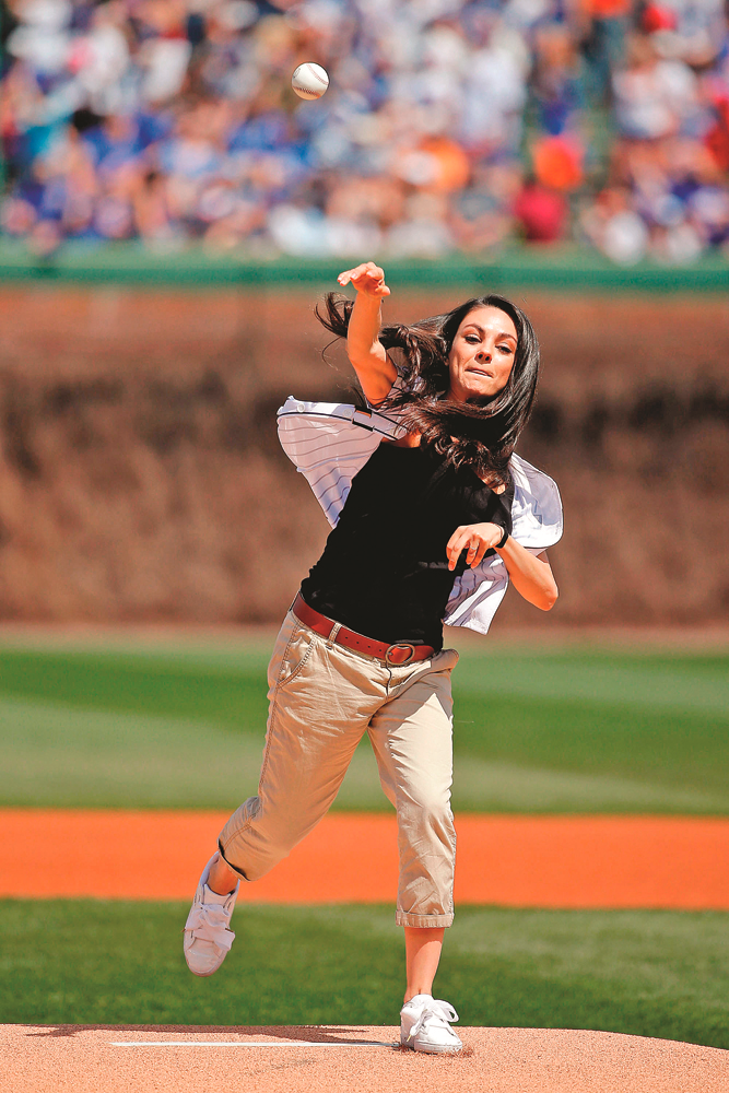 HOLLYWOOD YILDIZLARININ KUSURSUZ CİLTLERİ