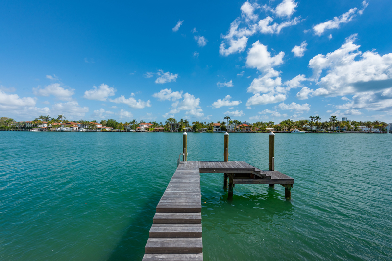 AL CAPONENİN MİAMİDEKİ EVİ SATIŞA ÇIKTI