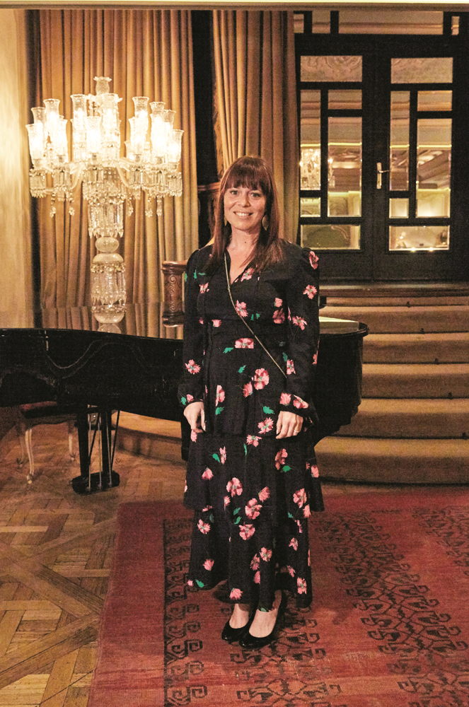 BEŞ KOKUNUN HİKAYESİ