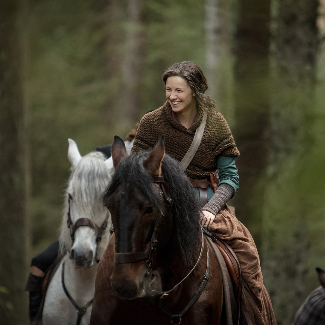 OUTLANDER MACERASI DEVAM EDİYOR