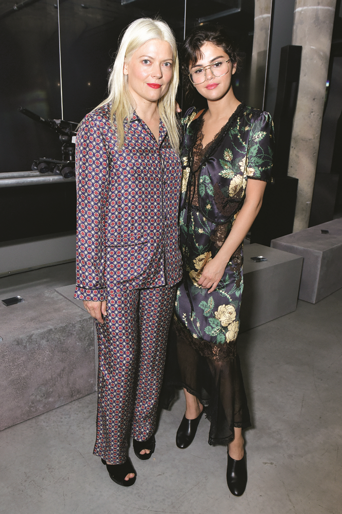 PRADADAN 90LARA ÖVGÜ