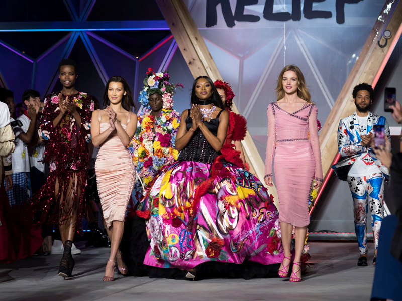 CANNESDA FASHION FOR RELIEF DEFİLESİ
