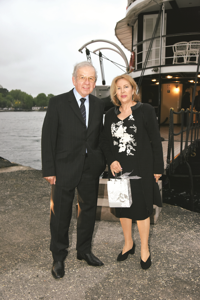 CEMRE BİRANDIN NOSTALJİK DAVETİ