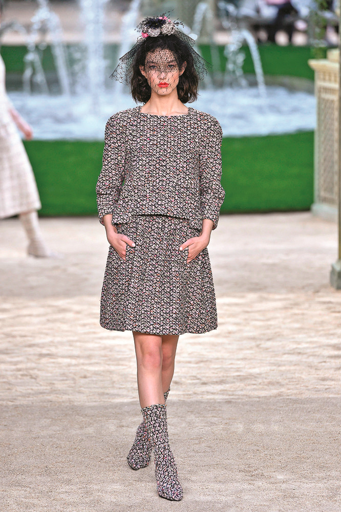 YELDA TİFTİKİN LÜKSLERİ