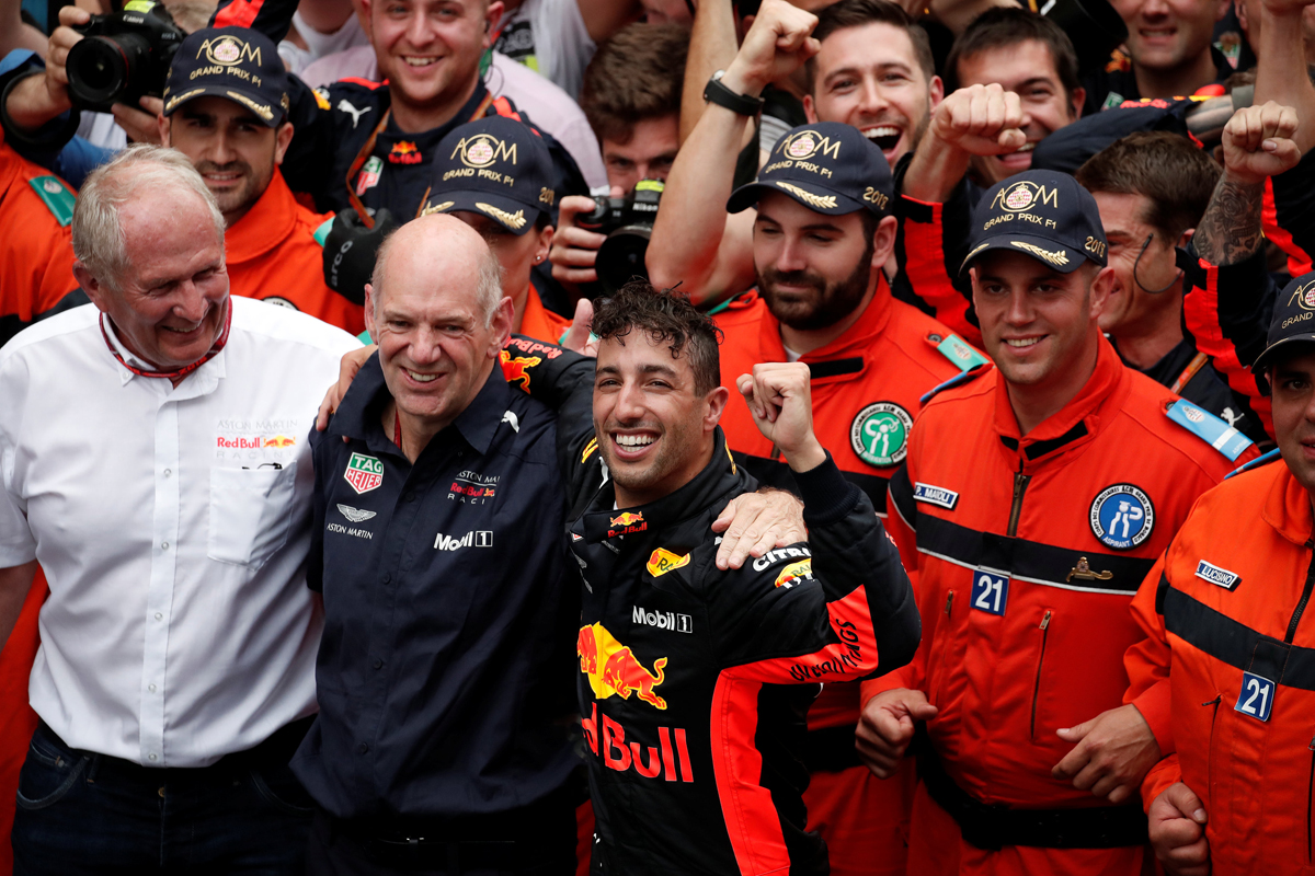 MONACO GRAND PRIXSİNDE KAZANAN DANIEL RICCIARDO OLDU