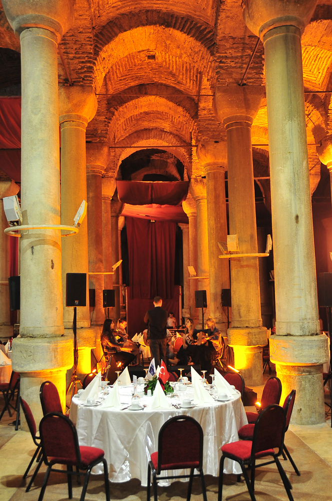 TARİHİ YARIMADA’DA İFTAR YEMEĞİ