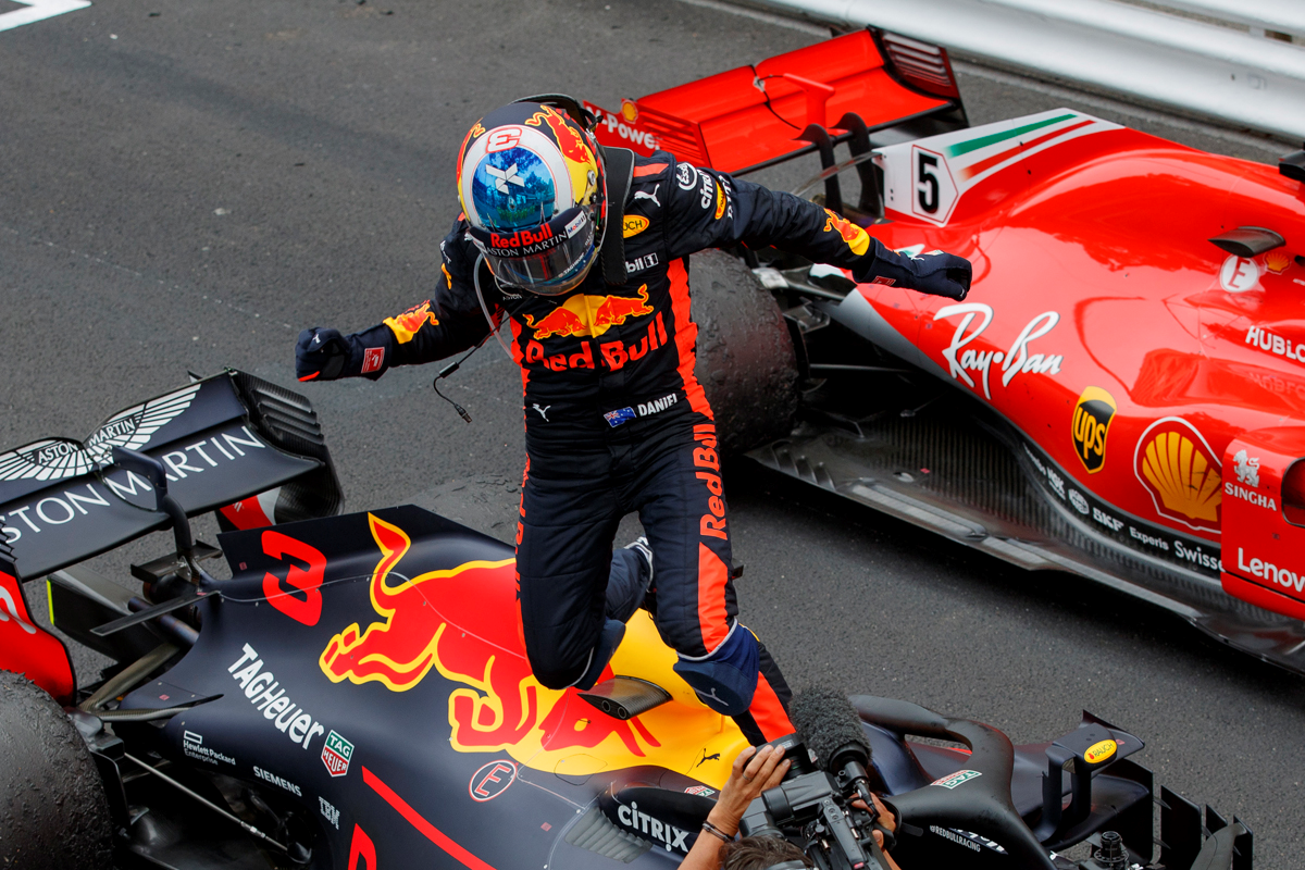 MONACO GRAND PRIXSİNDE KAZANAN DANIEL RICCIARDO OLDU