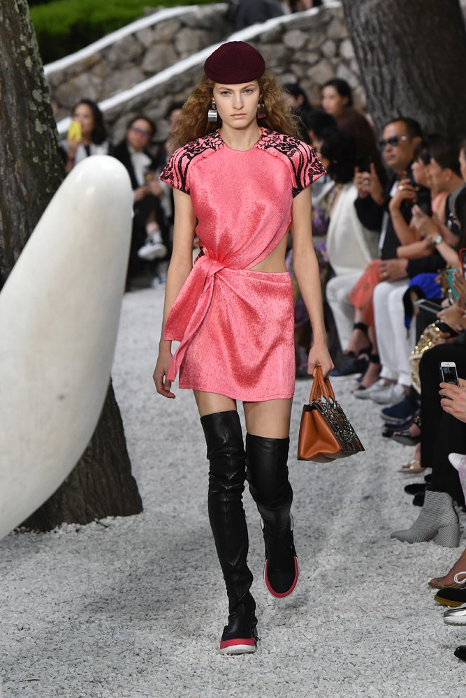 LOUIS VUITTON CRUISE 2019