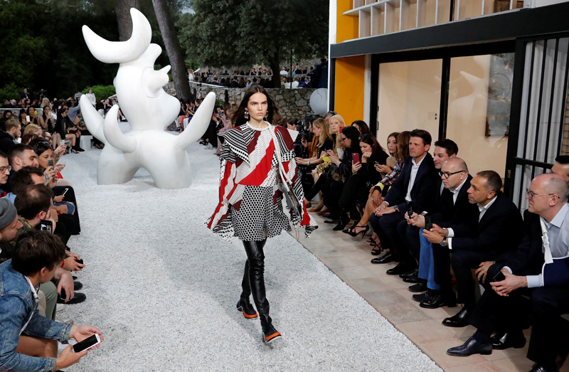 LOUIS VUITTON CRUISE 2019