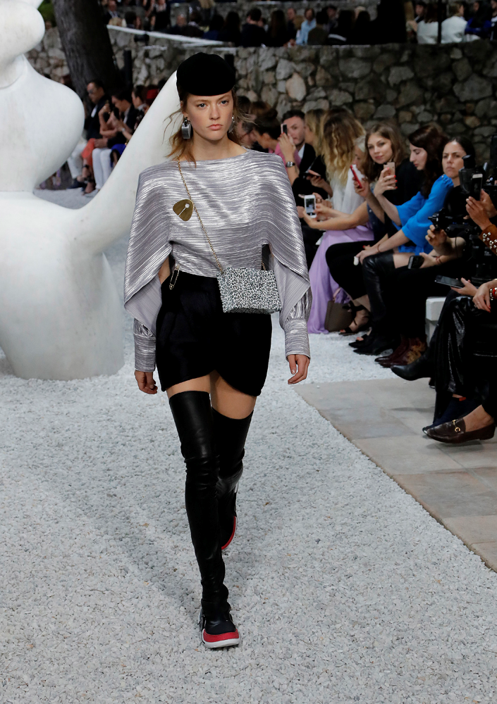 LOUIS VUITTON CRUISE 2019