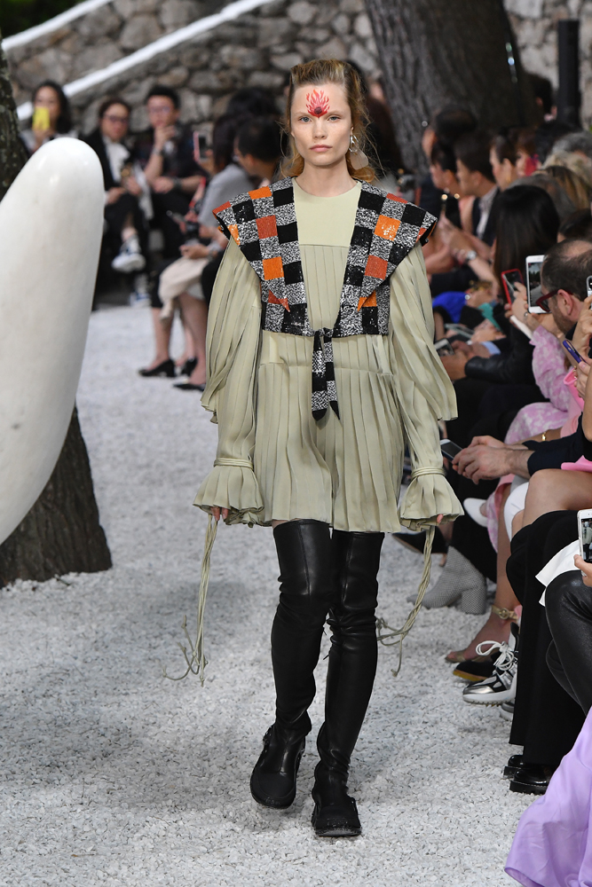 LOUIS VUITTON CRUISE 2019