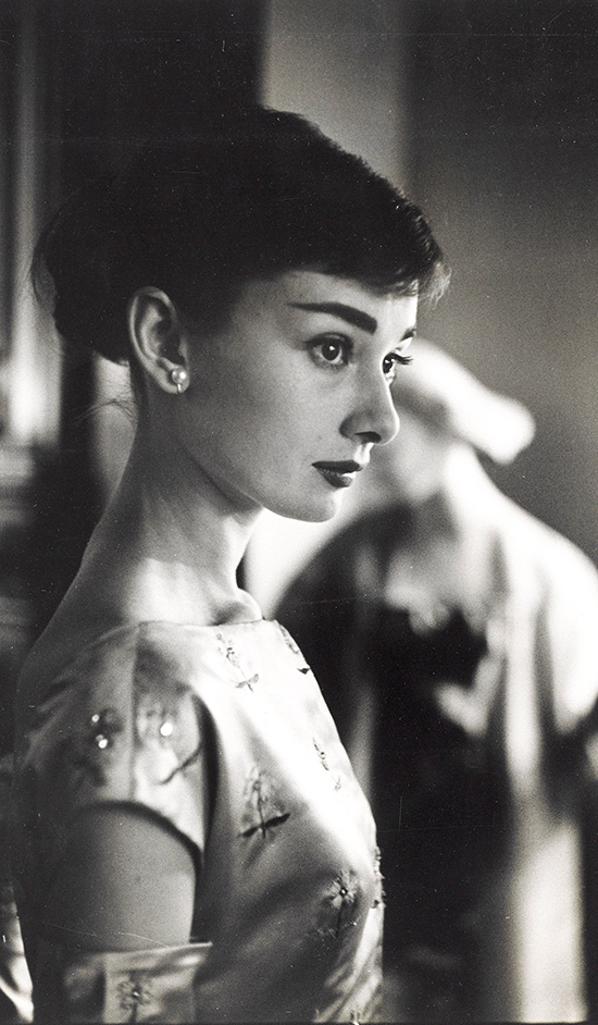 AUDREY HEPBURN'ÜN KİŞİSEL KOLEKSİYONUNDA ÜÇÜNCÜ PERDE