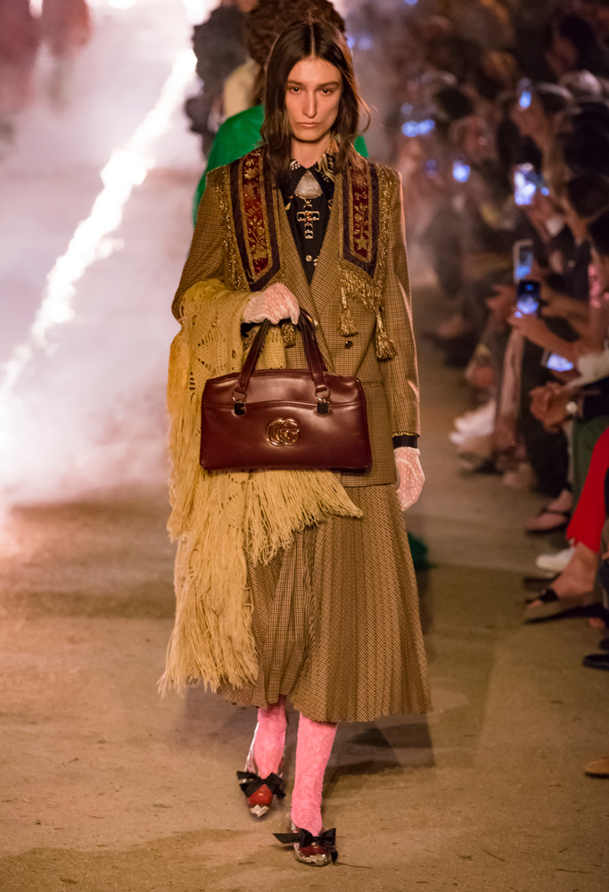 GUCCI CRUISE 2019 MODA ŞOVU