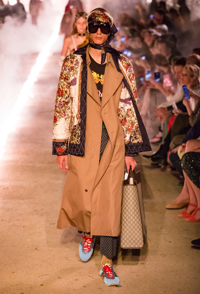 GUCCI CRUISE 2019 MODA ŞOVU