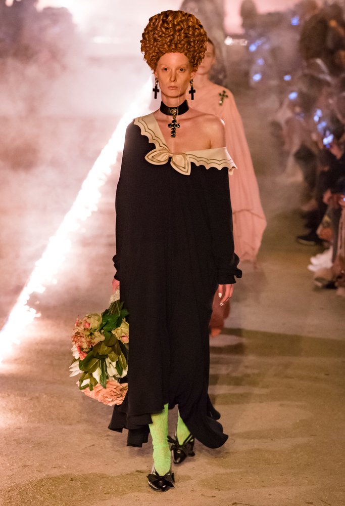 GUCCI CRUISE 2019 MODA ŞOVU
