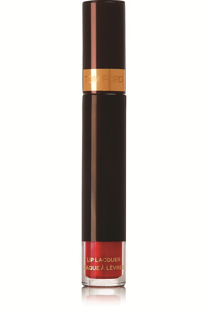 MAKYAJ ÇANTASINDA NELER OLMALI