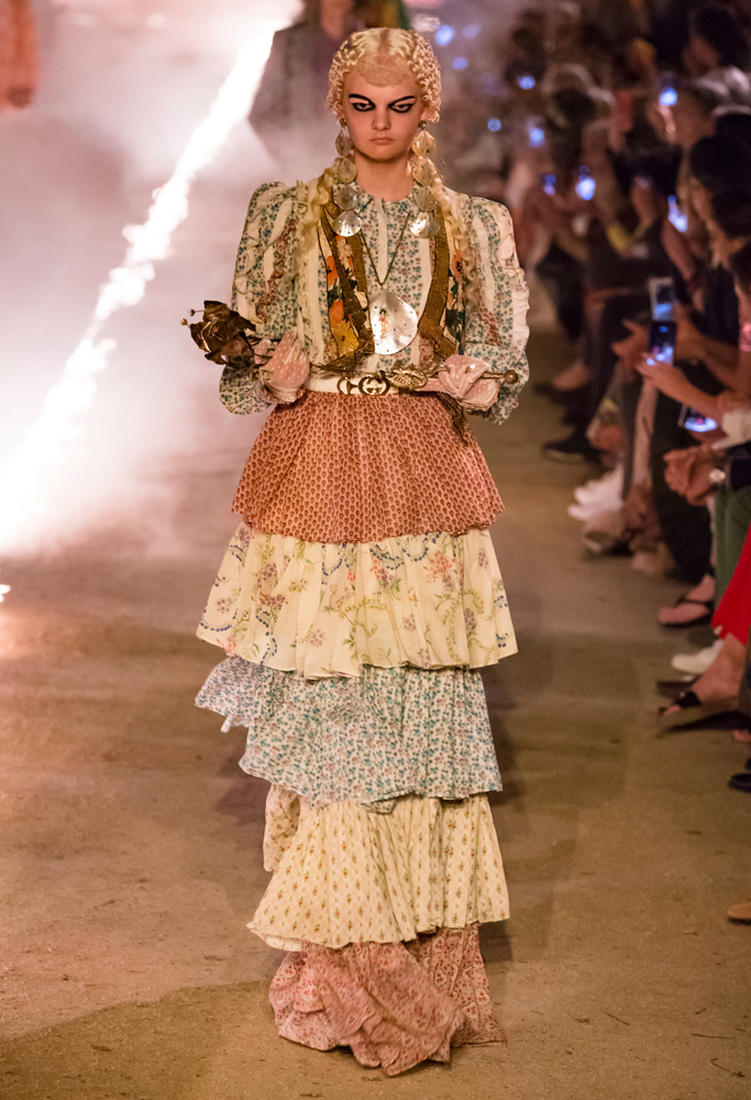 GUCCI CRUISE 2019 MODA ŞOVU