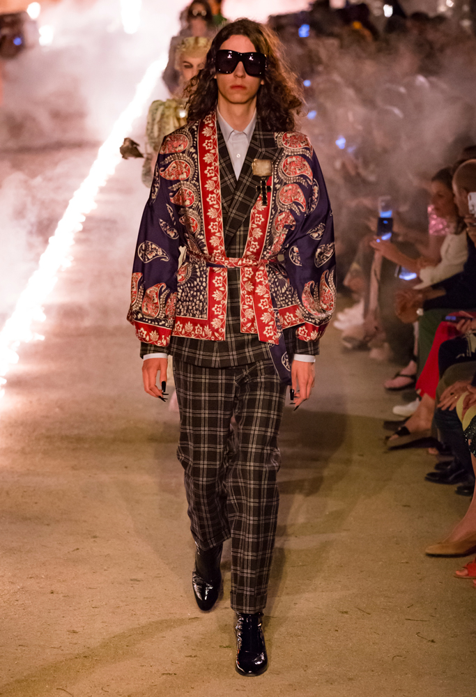 GUCCI CRUISE 2019 MODA ŞOVU