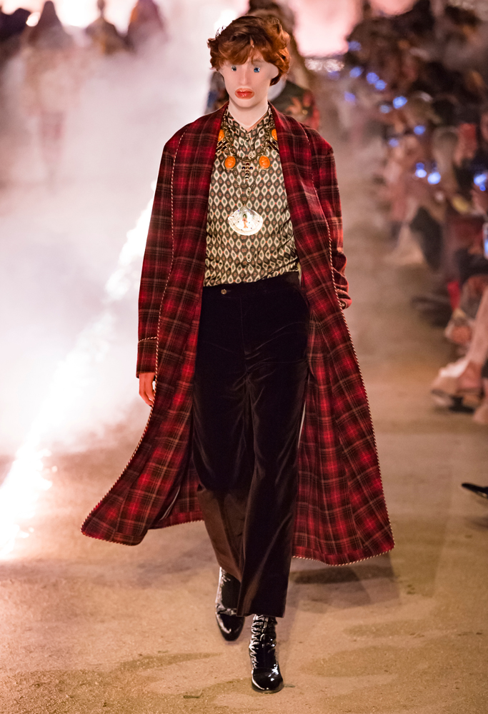 GUCCI CRUISE 2019 MODA ŞOVU