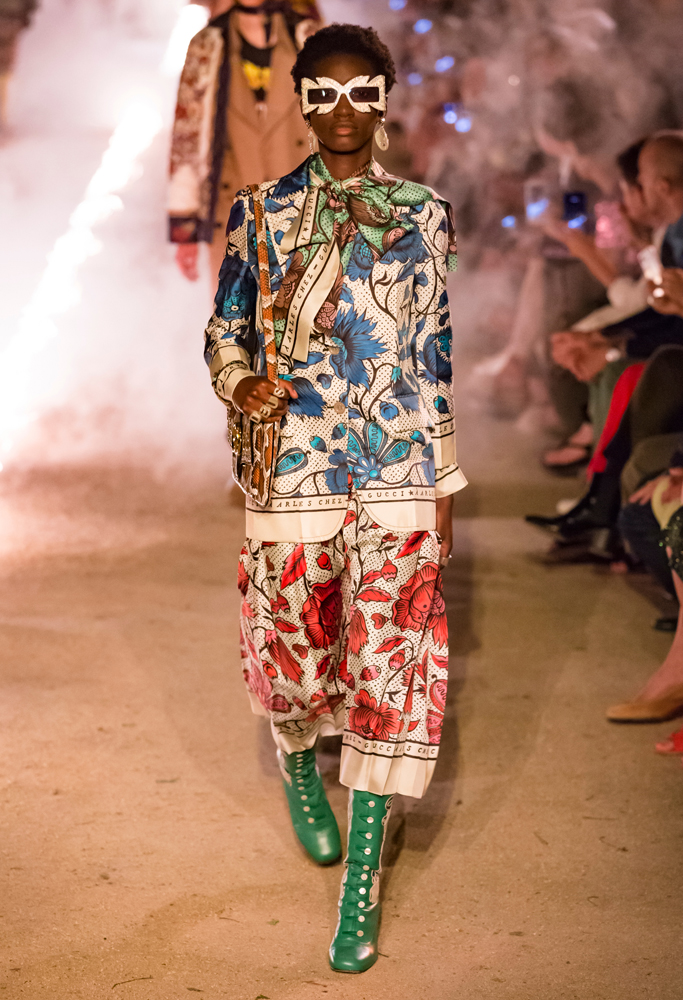 GUCCI CRUISE 2019 MODA ŞOVU