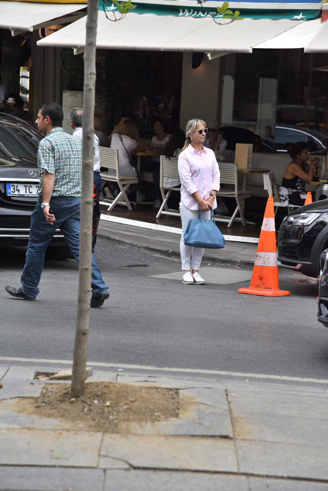 KİM NEREDE, NE YAPIYOR?