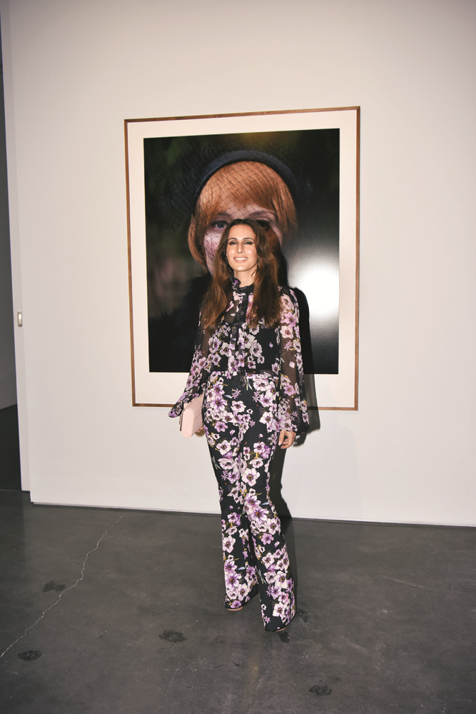 YAZIN TRENDİ ÇİÇEK DESENİNİ GİYEN İSİMLER