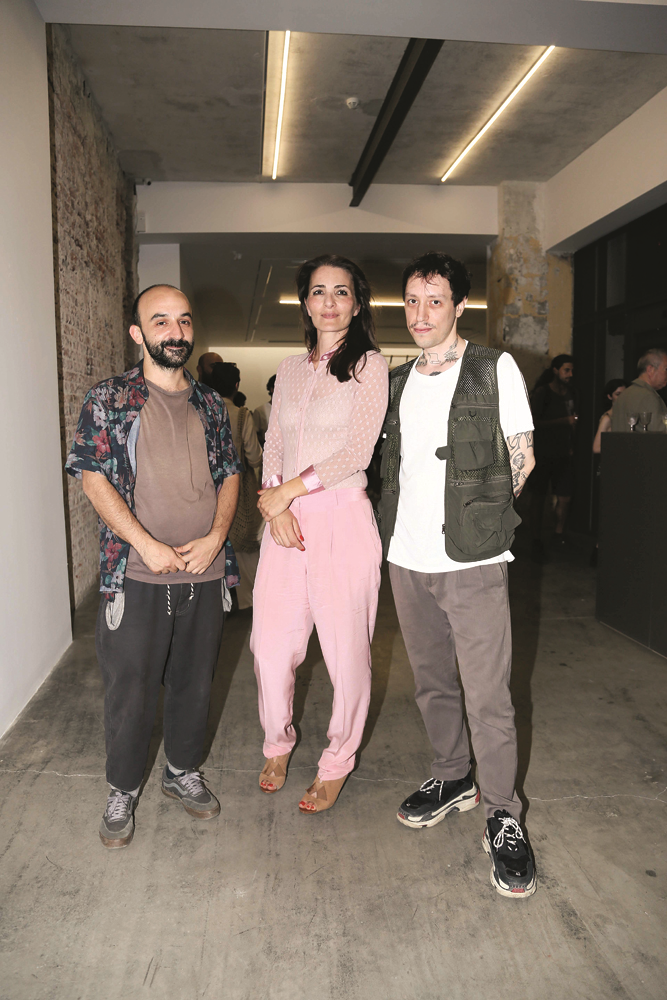 ÜÇ SANATÇIDAN ÜÇ ÖZEL SERGİ