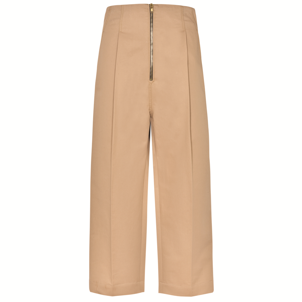 TEN RENGİ TRENDİ TASARIMLARDA